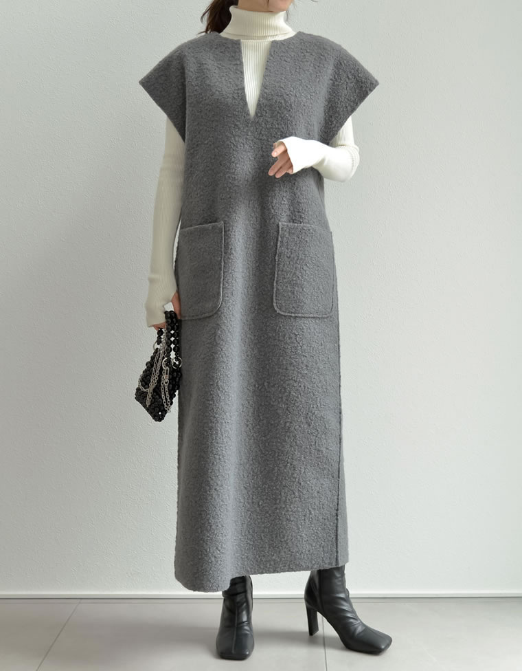 シンプルファッション 秋冬新作 深めのぶいネック ワンピース 無地 体型カバー 着回し抜群