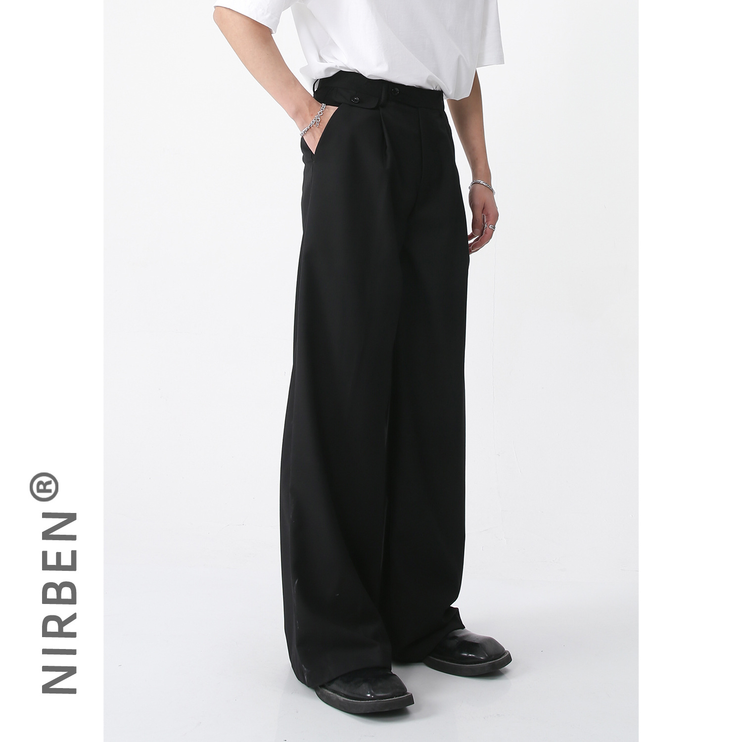シンプルファッション ゆったりシルエット レトロ風ドレスパンツ