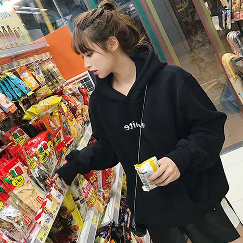 シンプルファッション ゆったりシルエット裏起毛パーカー