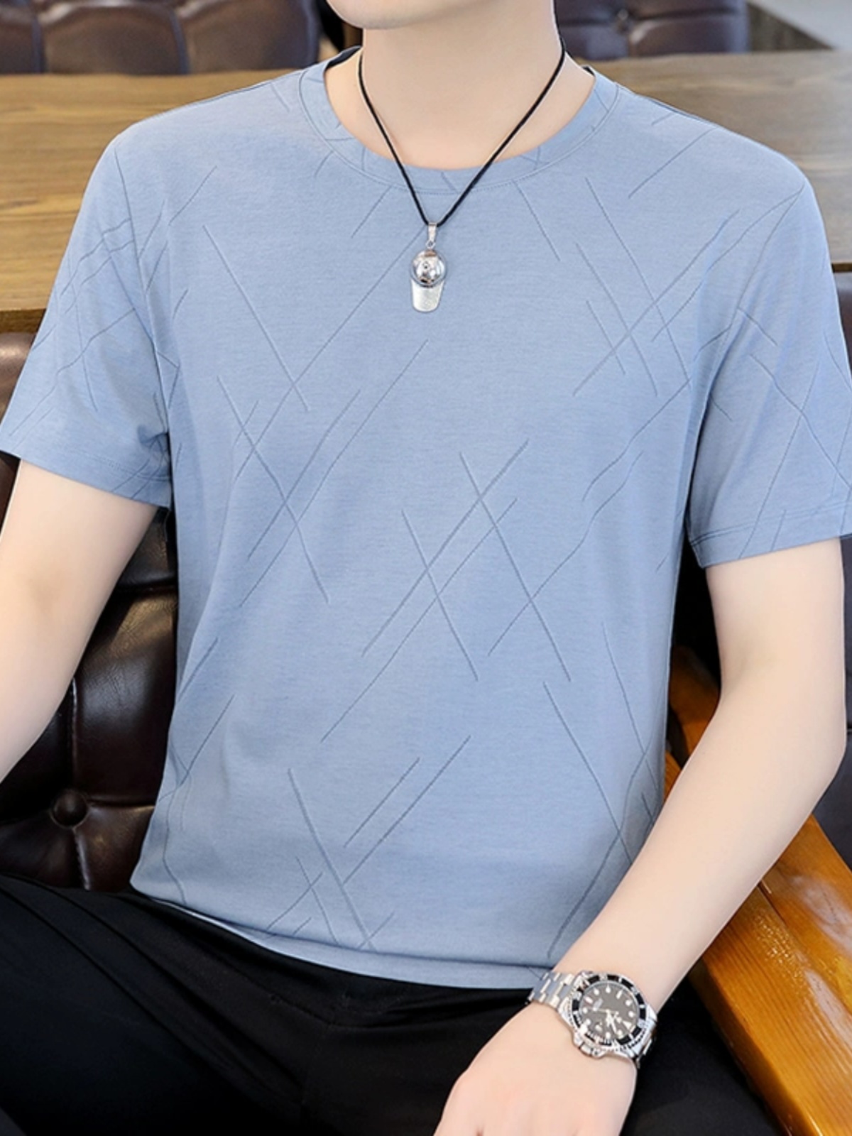 シンプルファッション 冷感ライン模様入り速乾性半袖Tシャツ