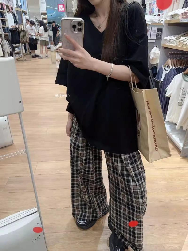 シンプルファッション ゆったりVネック半袖Tシャツ