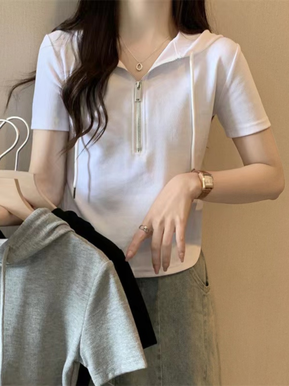 シンプルファッション コンパクトフード付きハーフジップTシャツ