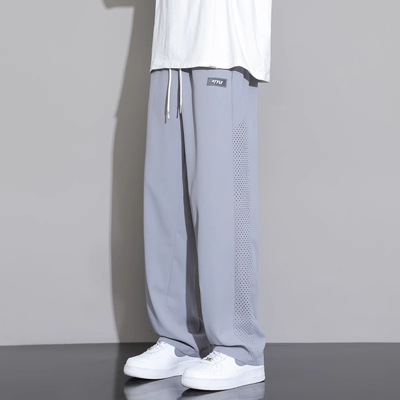 シンプルファッション 涼感シルキーワイドパンツ