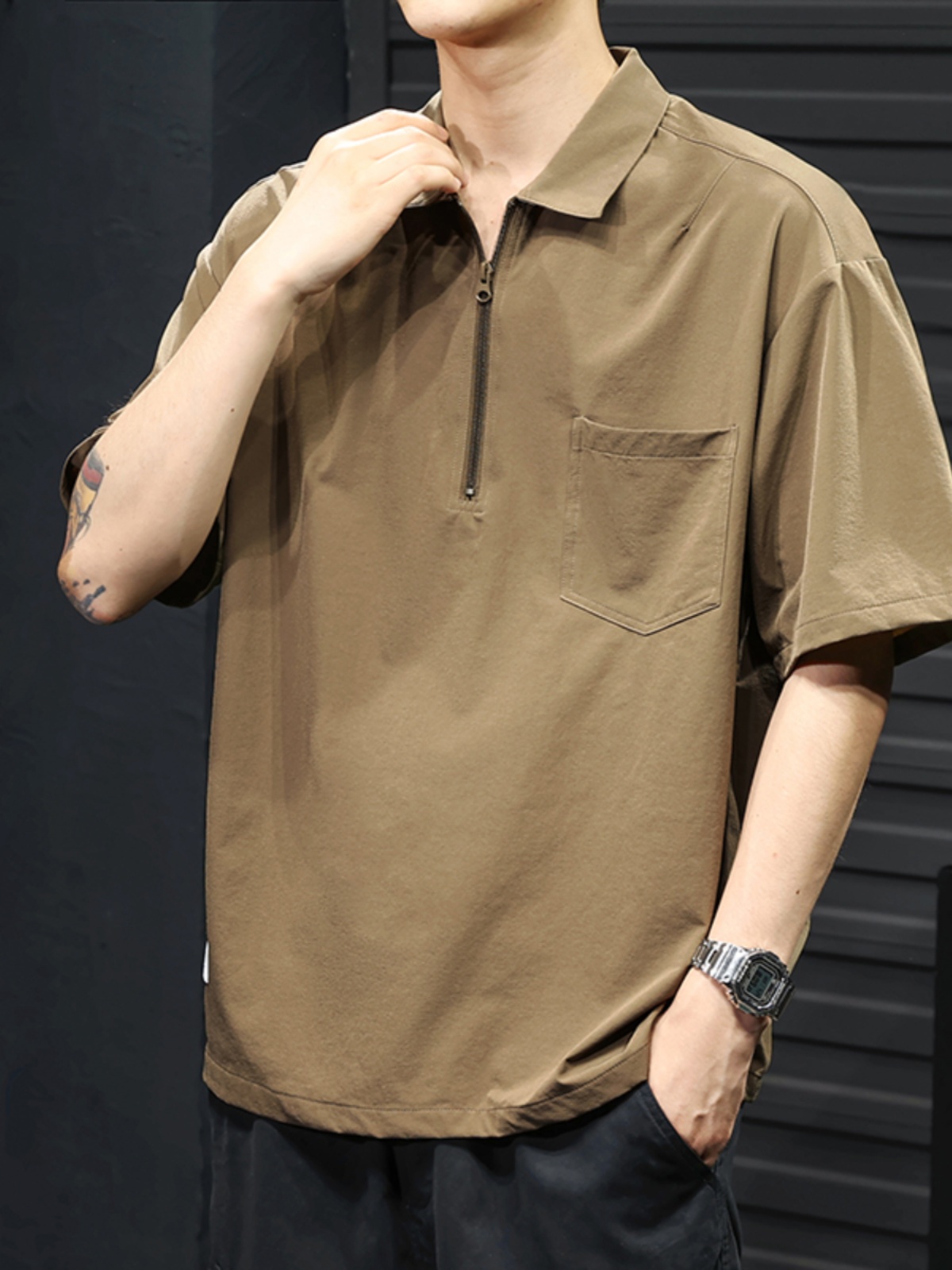 シンプルファッション ハーフジップポケット付き半袖ポロシャツ