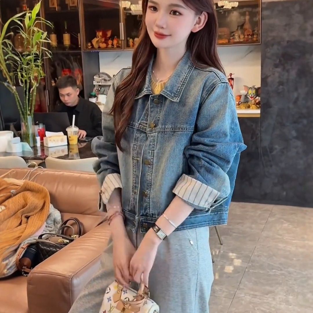 https://fulmo-img-server.com/jacketblue/1754632400135_ef53rtwo_vpzzh8lo.jpeg