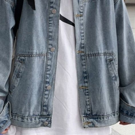 ゆったりシルエットのヴィンテージ風デニムジャケット