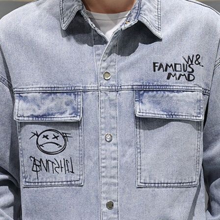 デニムジャケットメンズ バックプリント刺繍入り落書き風シャツ型デニムジャケット