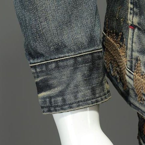 ヴィンテージ加工袖刺繍デザインショート丈デニムジャケット