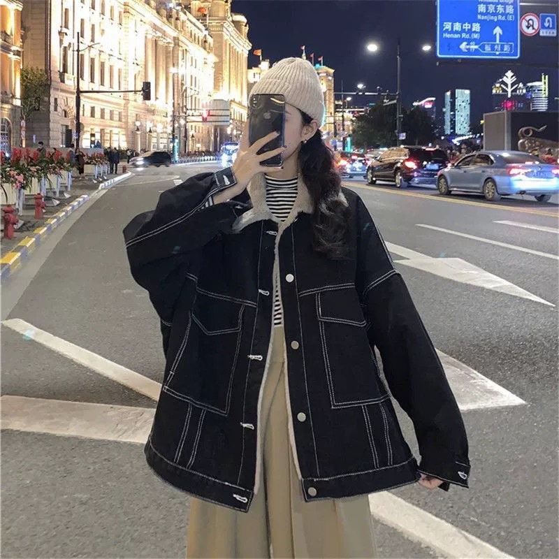 https://fulmo-img-server.com/jacketblue/2a36fd73-5431-4a7c-924b-5f17a581b407.jpg