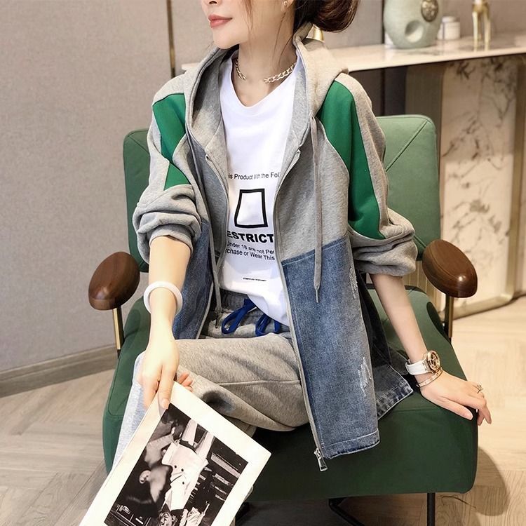 https://fulmo-img-server.com/jacketblue/42bcde9e-3e59-45b1-b07a-53e566e677b0.jpg