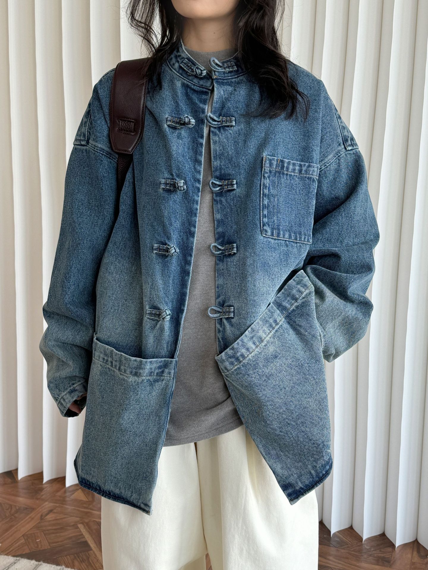 https://fulmo-img-server.com/jacketblue/4e6cbff1-da02-496d-addc-073761cee18b.jpg