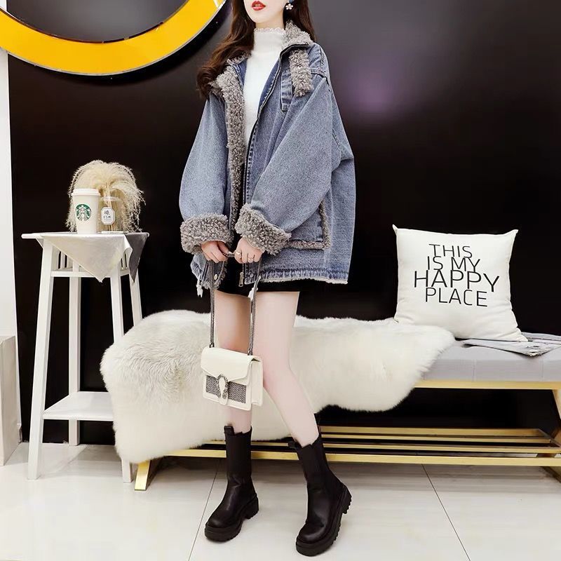 https://fulmo-img-server.com/jacketblue/528faa87-2fe5-459e-b483-8e75b70a5ac5.jpg