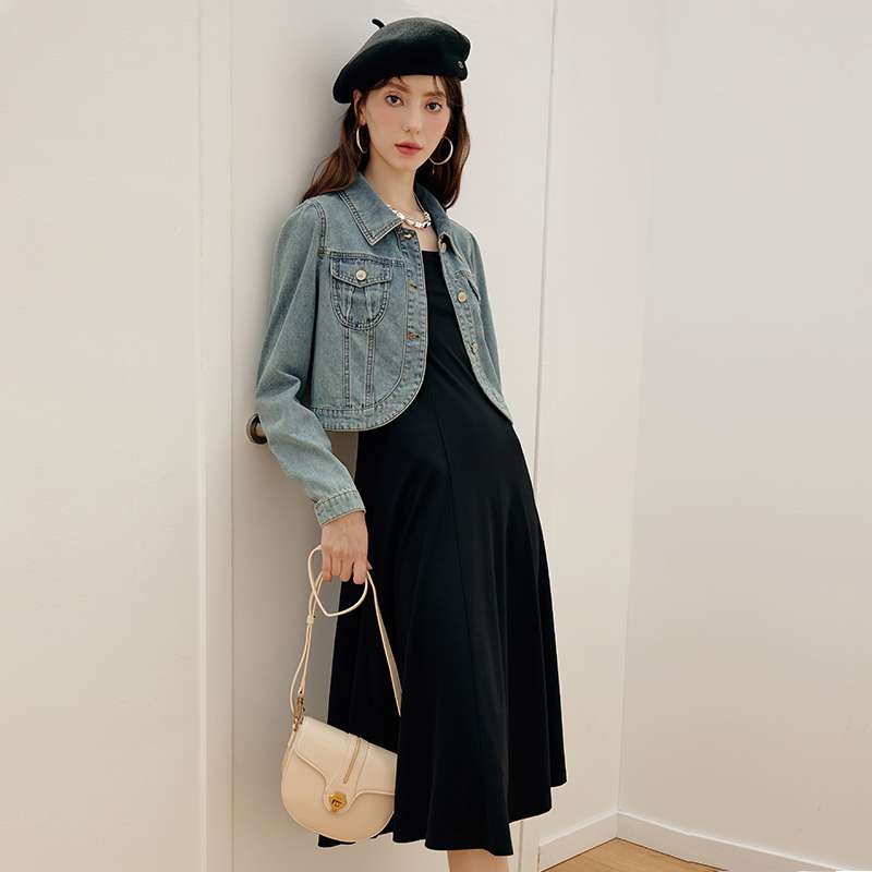 https://fulmo-img-server.com/jacketblue/5518d60b2957448588c4dd1145ff8688.jepg