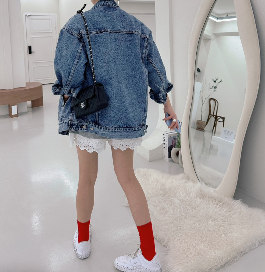 https://fulmo-img-server.com/jacketblue/672ef1b7-2363-4120-937c-1e6b11aebe82.jpg