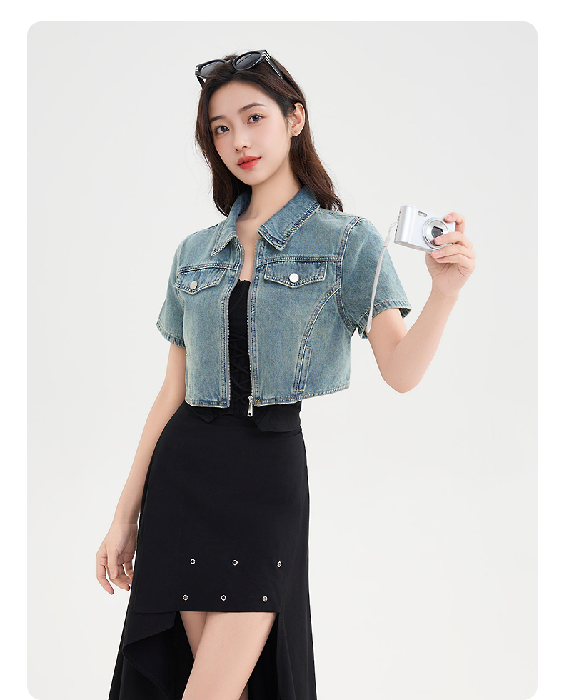 https://fulmo-img-server.com/jacketblue/82bfdd68-9278-4bbc-bf93-5f80c65fe8bb.jpg