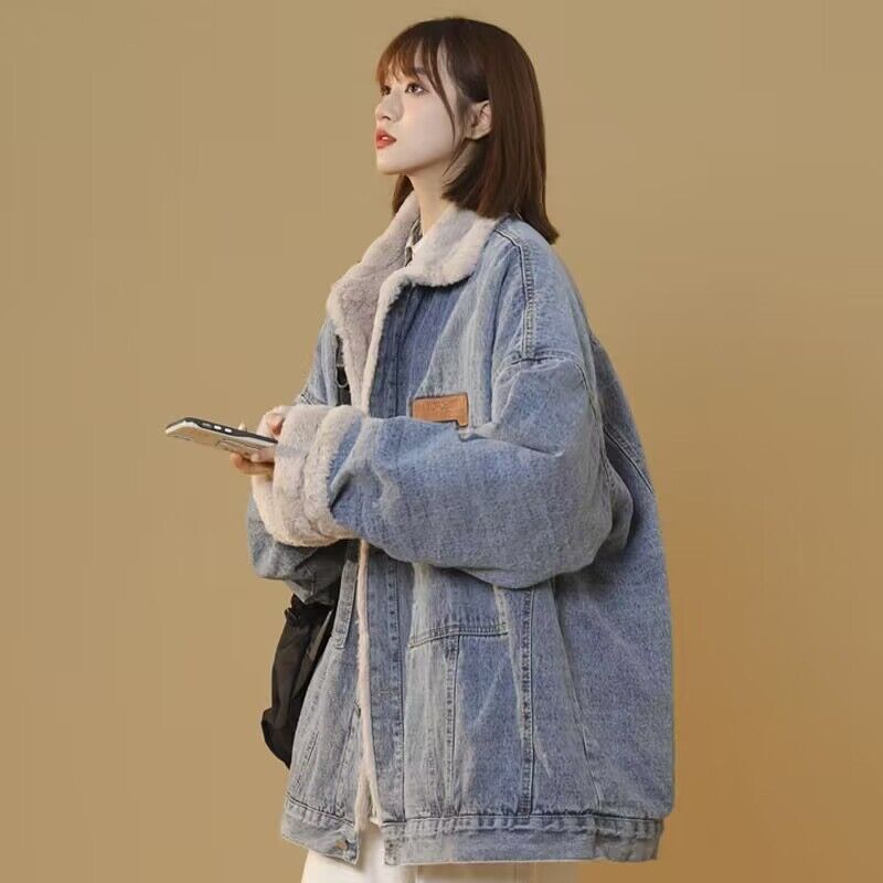 https://fulmo-img-server.com/jacketblue/86dda719-8bd8-4721-b389-8db9f9c9f7fc.jpg