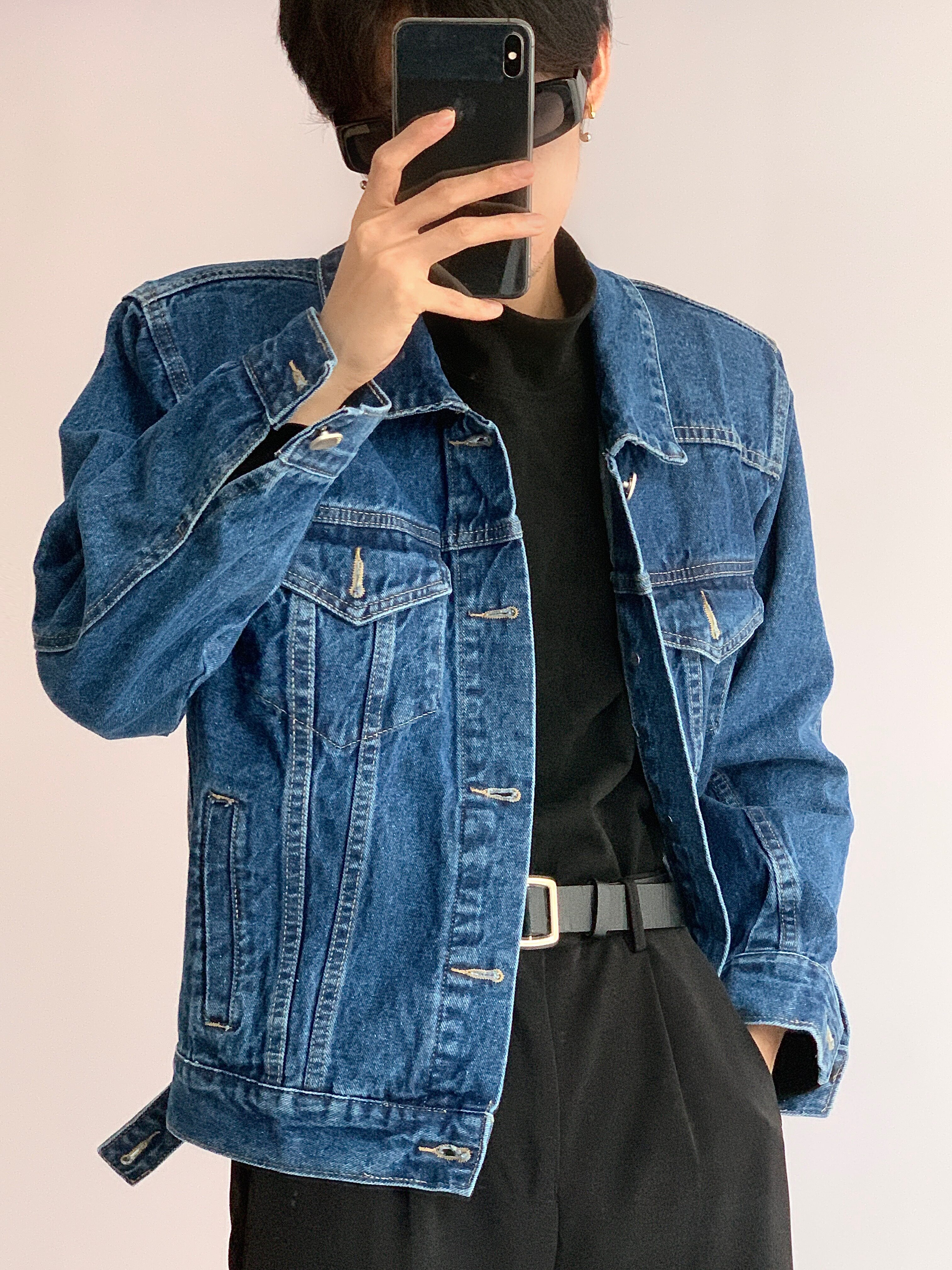 https://fulmo-img-server.com/jacketblue/9ba97e4b-44d7-442b-b6fd-b7a7a3ce198a.jpg