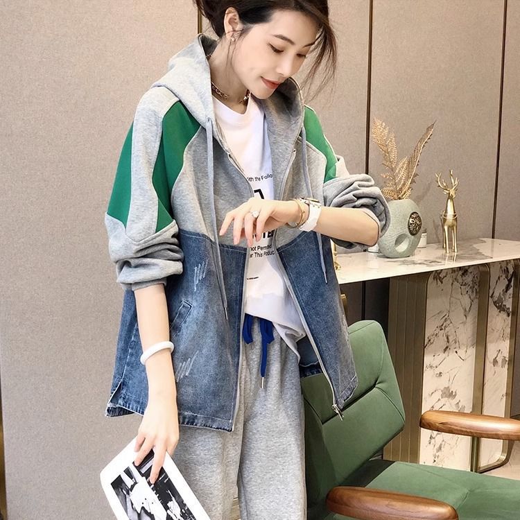 https://fulmo-img-server.com/jacketblue/a5cb80d1-c658-47cf-abbc-498ee1483c21.jpg