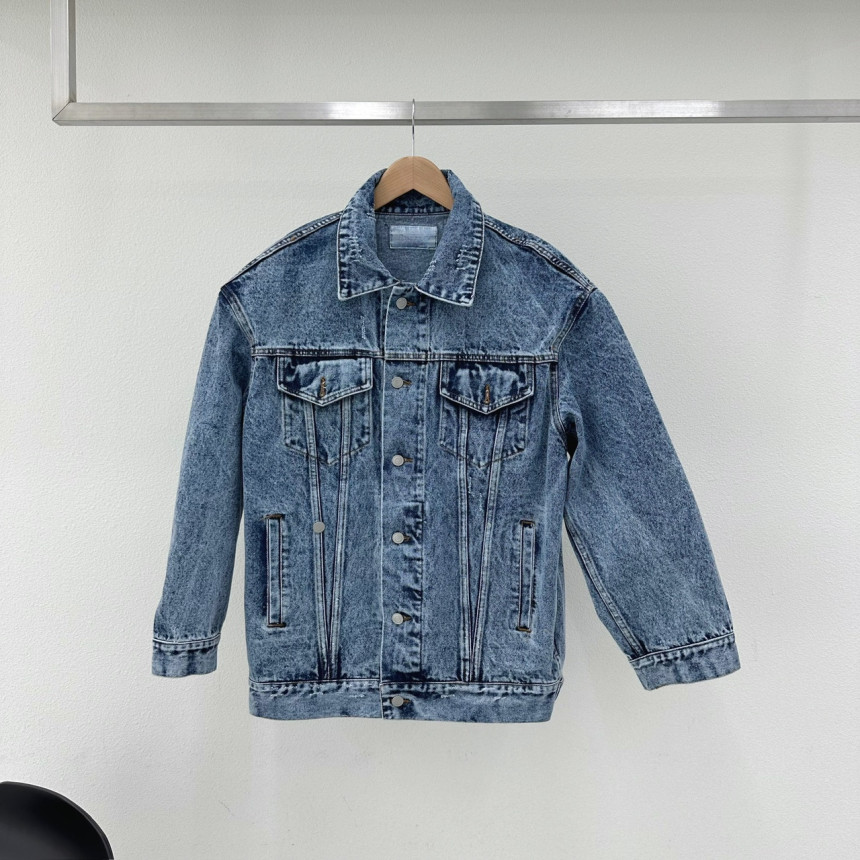 https://fulmo-img-server.com/jacketblue/a8d4243c-33d0-439a-9c55-3421d33d245b.jpg