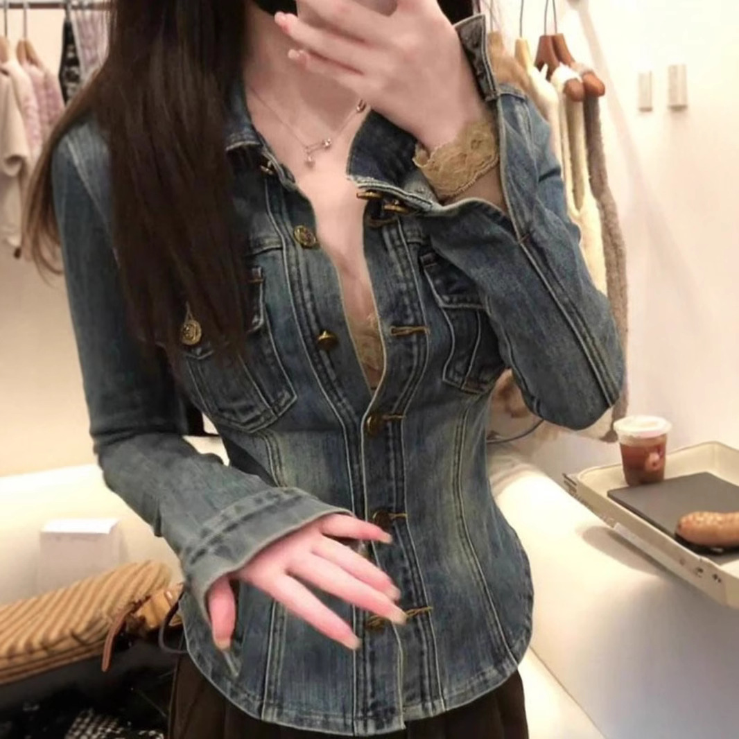 https://fulmo-img-server.com/jacketblue/cf588b46-01a7-447d-b68e-e44f908c7212.jpg