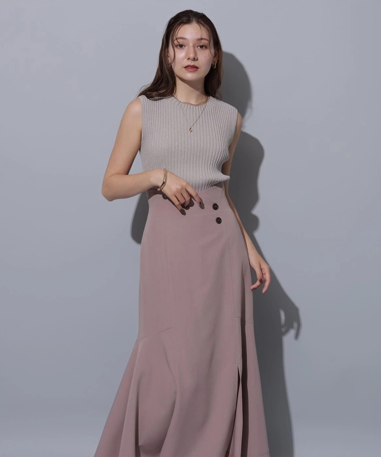 https://fulmo-img-server.com/janska/feebdd57-0bff-4316-acda-1c7ffaf1d5e3.jpg