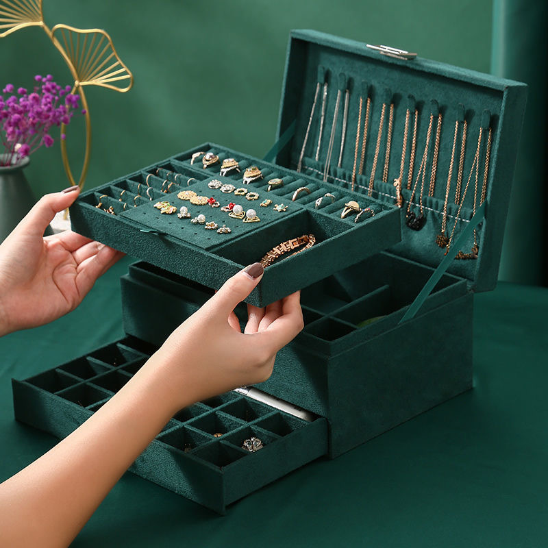 https://fulmo-img-server.com/jewelcoll/07e33f5e-3f6e-41d8-a6ed-8be28c82c1e5.jpg