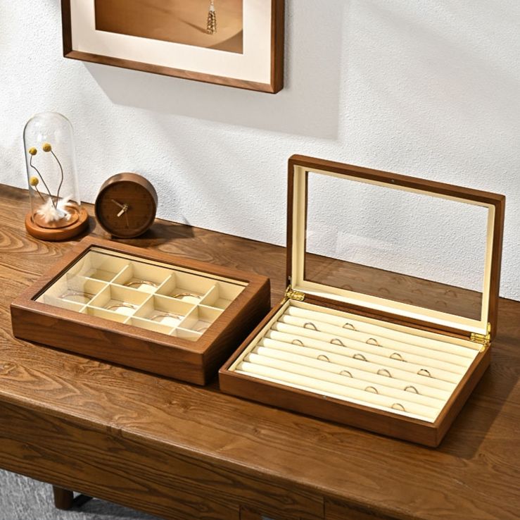 重ねて収納できる木製ジュエリーボックス