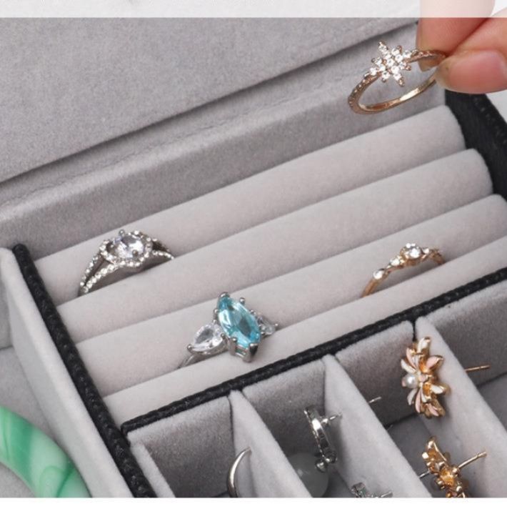 ジュエリーボックス 上質多機能コンパクトジュエリーケース　レザー