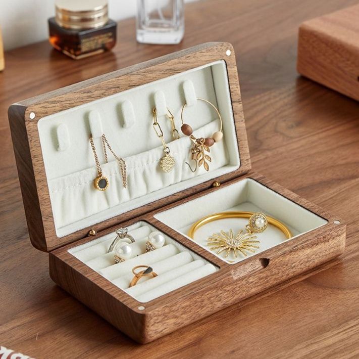 くるみの木 天然木 コンパクト ジュエリーボックス