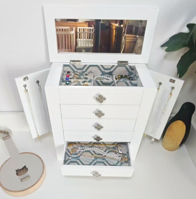 https://fulmo-img-server.com/jewelcoll/1783485405377_l4b35clk_it7is1b7.jpeg