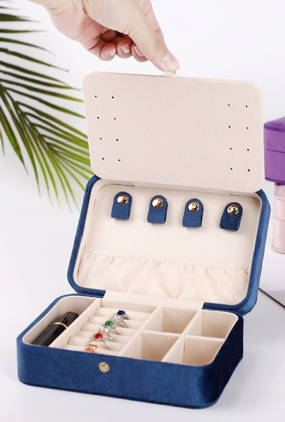 https://fulmo-img-server.com/jewelcoll/1783490109271_1uhv11dr_fnqbsbh1.jpeg