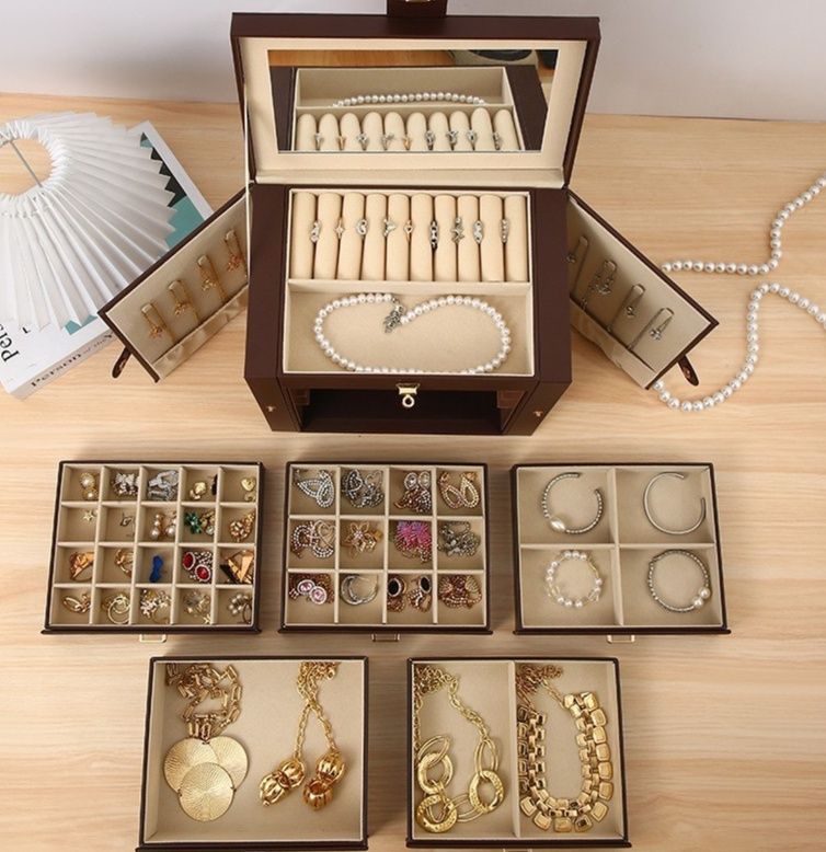 https://fulmo-img-server.com/jewelcoll/1783557970804_decdcq42_8svudnsn.jpeg