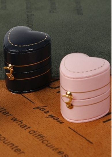 https://fulmo-img-server.com/jewelcoll/1783560000218_3rsyyaz5_5e473z8s.jpeg