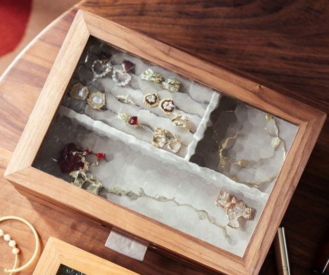 https://fulmo-img-server.com/jewelcoll/1783562071426_q8k1vhlg_wc9nyezr.jpeg