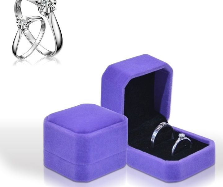 https://fulmo-img-server.com/jewelcoll/1785470902125_pu1h0gns_1bqoq680.jpeg