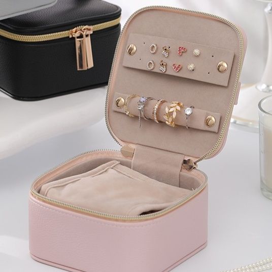 https://fulmo-img-server.com/jewelcoll/1788313249815_nt3a04vc_t7qhovh4.jpeg