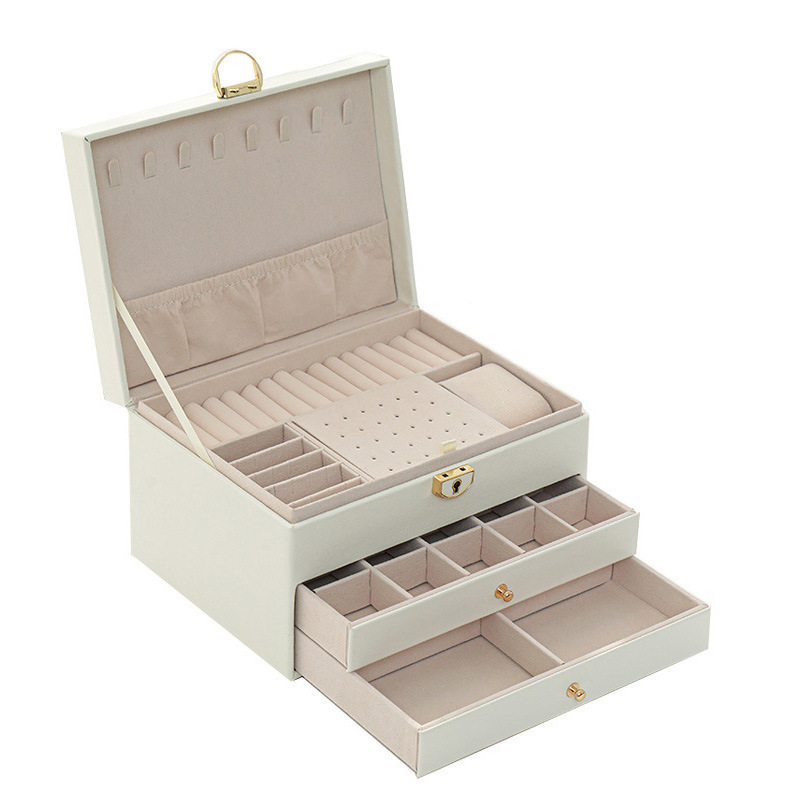 https://fulmo-img-server.com/jewelcoll/1f567f88-1867-4b8e-bf93-2a0440ef5c5b.jpg
