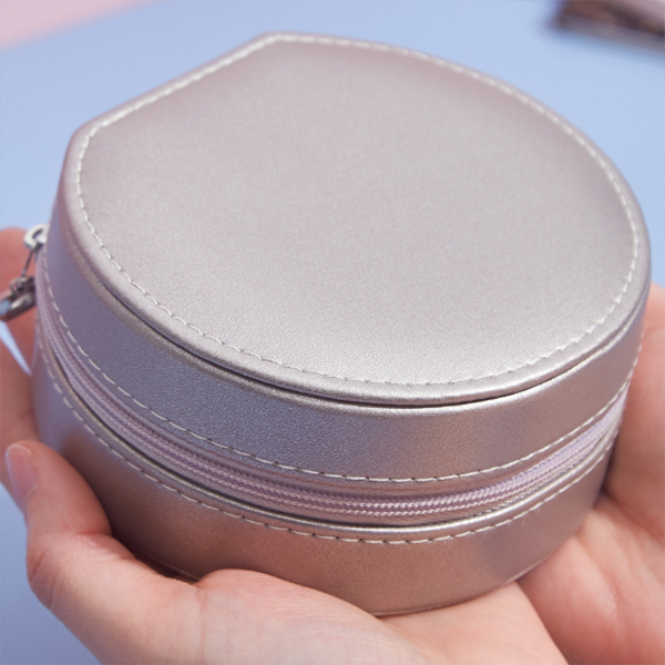 レザー製丸型ジュエリーボックス 多段収納 携帯用