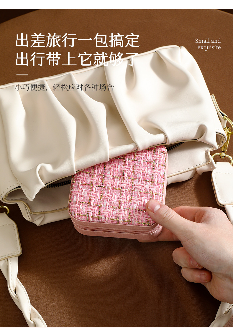 https://fulmo-img-server.com/jewelcoll/3a993500-69d3-4daf-9ee1-a584b65315f4.jpg