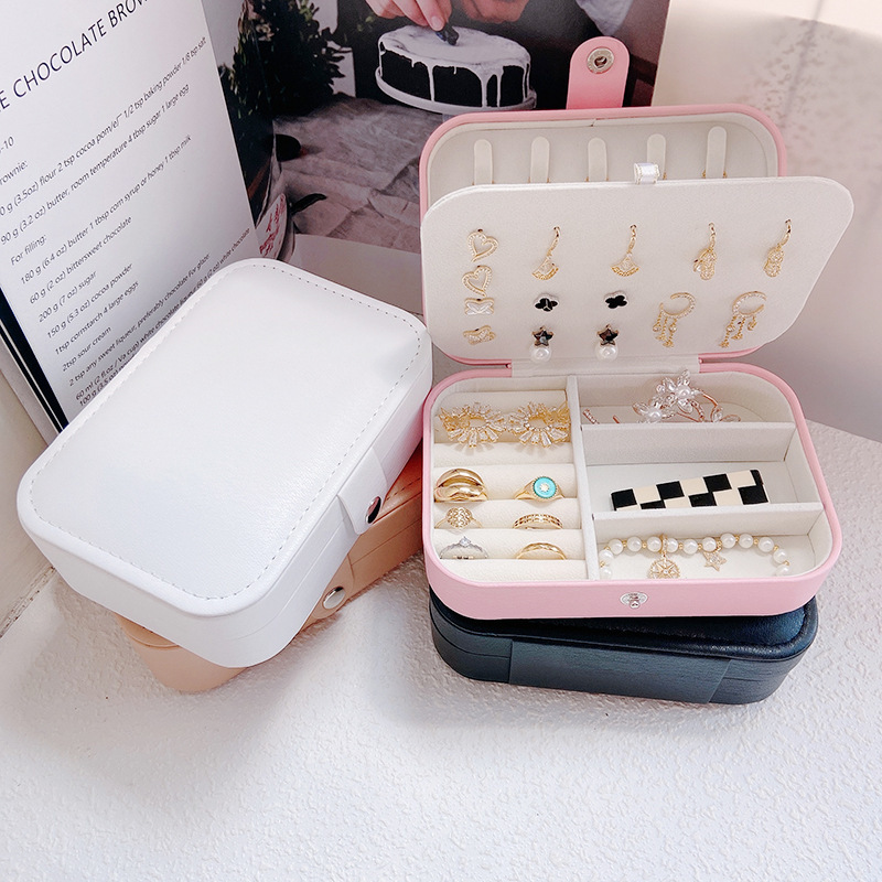 https://fulmo-img-server.com/jewelcoll/3bcd86e9-4553-4561-9ef2-2e8a740c7765.jpg