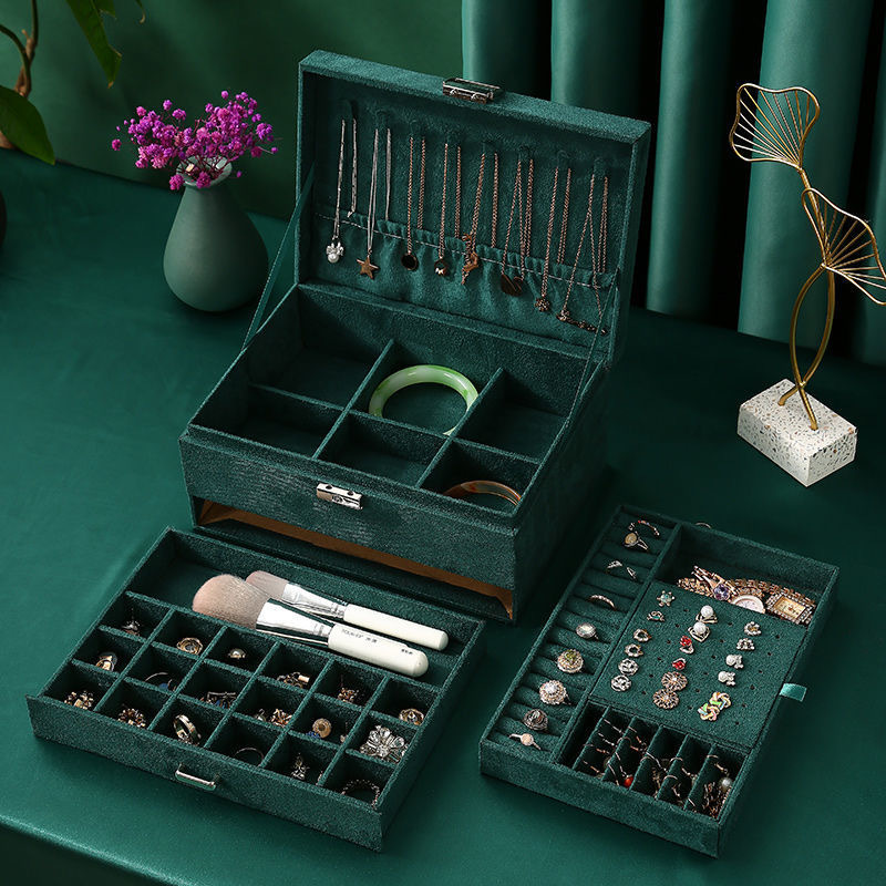https://fulmo-img-server.com/jewelcoll/4cf843ba-b987-4966-9b8c-75fe4e782bb7.jpg