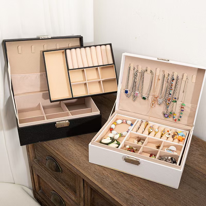 https://fulmo-img-server.com/jewelcoll/537c597e-a187-4548-af06-83e0eef28b96.jpg