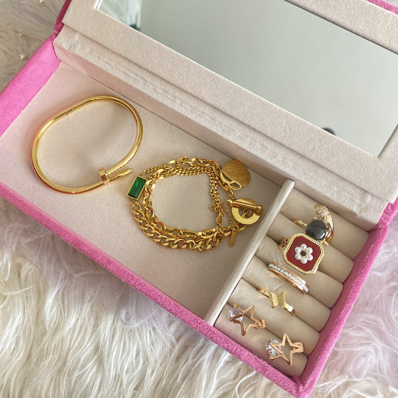 https://fulmo-img-server.com/jewelcoll/609492c4-9e85-4896-ae02-bad2a2e60c16.jpg