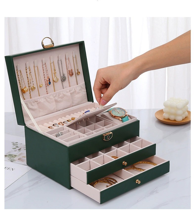 https://fulmo-img-server.com/jewelcoll/82fe94f3-e4d4-4fa0-ba23-2f45a2ca813a.jpg