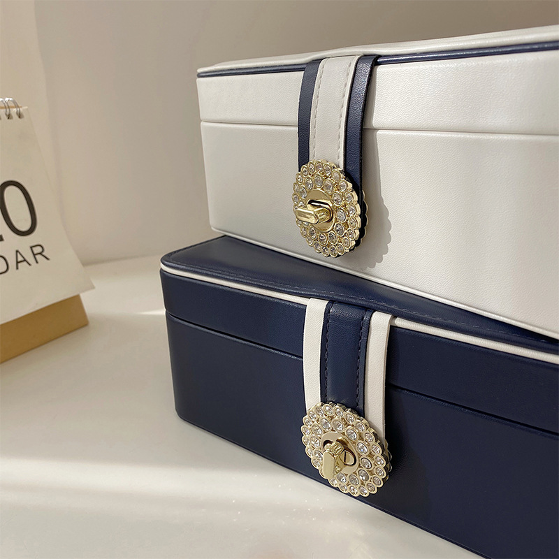 https://fulmo-img-server.com/jewelcoll/841096bb-db5c-42f4-854c-8dcf9f8ae891.jpg