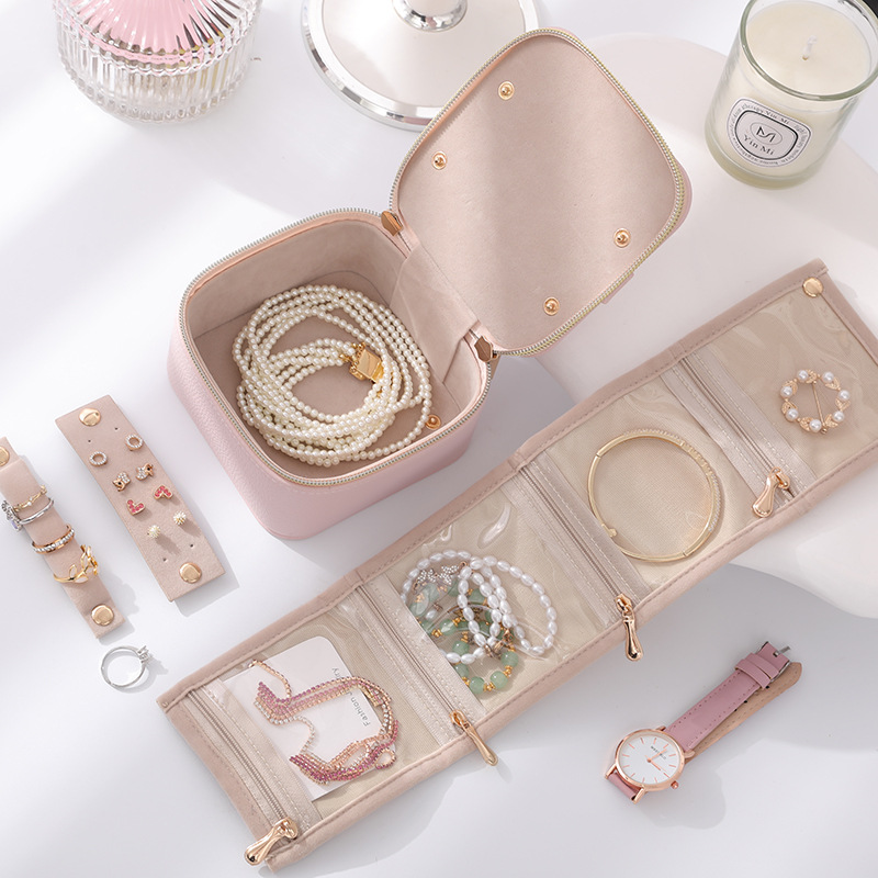 https://fulmo-img-server.com/jewelcoll/85d9b0ff-8731-43af-b5bf-0668966e4455.jpg