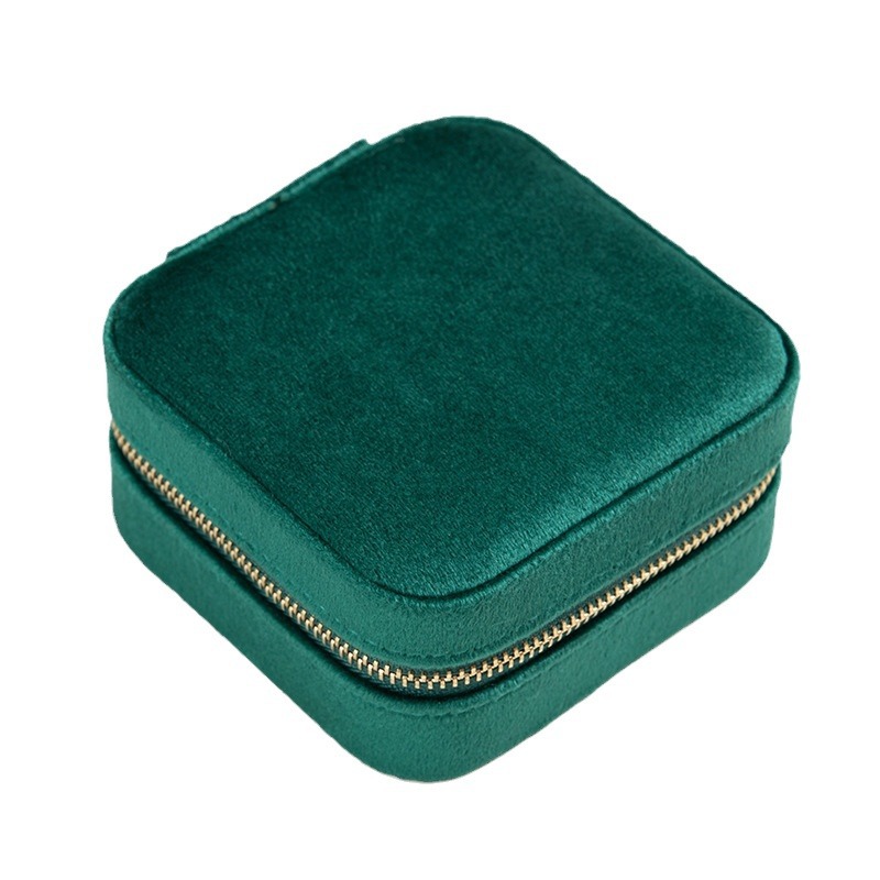 https://fulmo-img-server.com/jewelcoll/875a9bbf-c15c-47e5-9a04-9fac2edee2a3.jpg