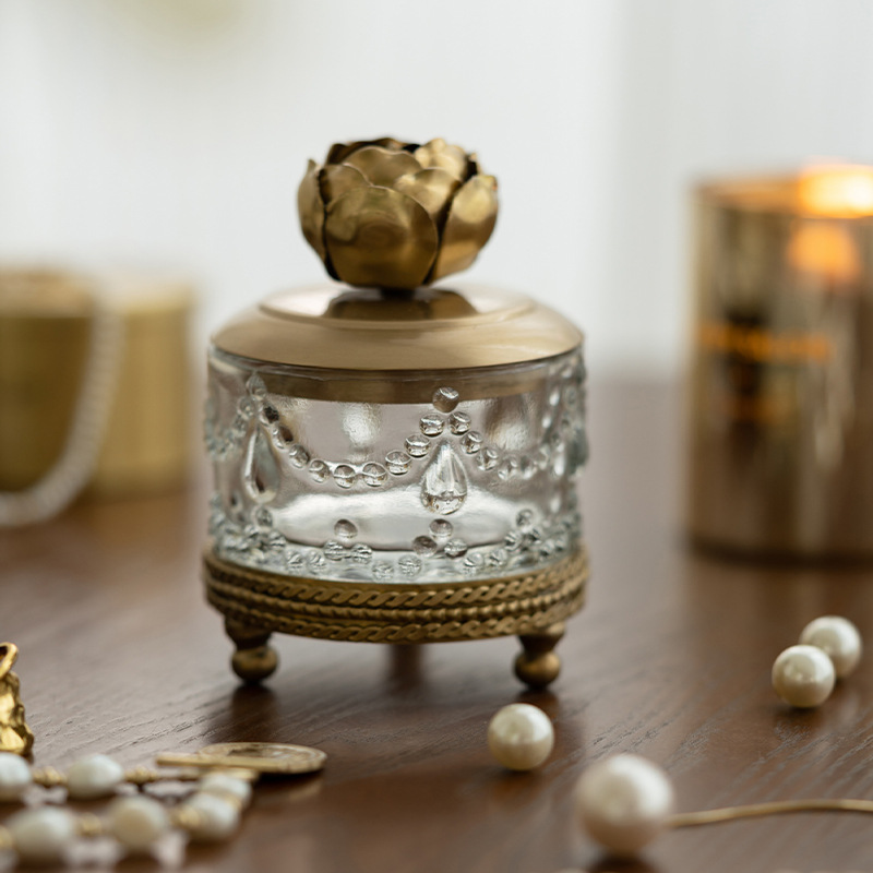 蓮の花モチーフ真鍮装飾蓋付きガラス製ジュエリーボックス