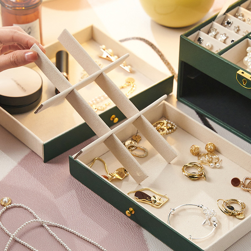 レザー製ジュエリーボックス 鍵付き大容量収納ケース