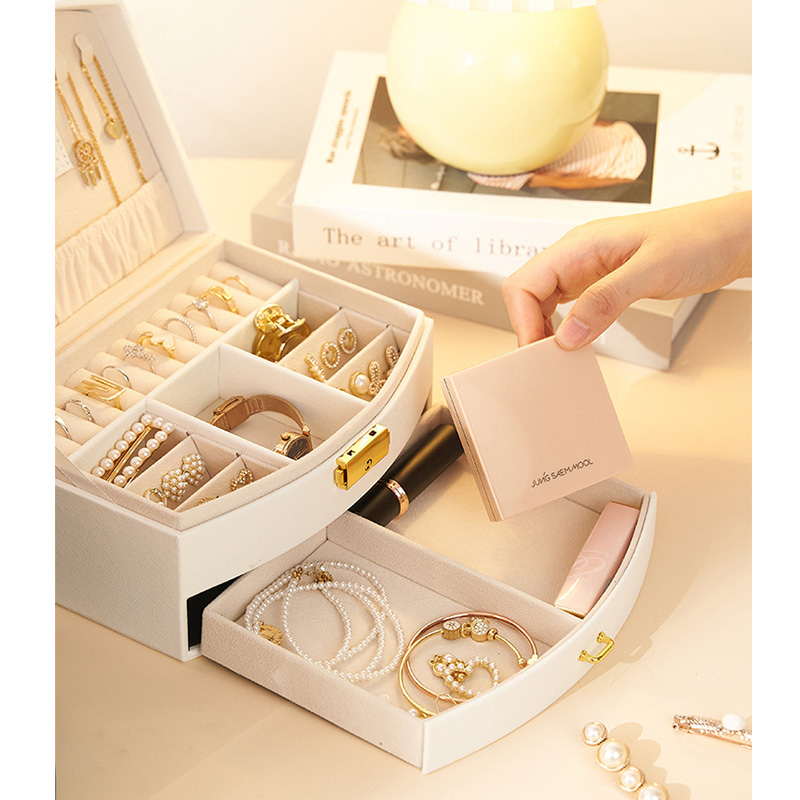 レザー製ジュエリーボックス 鍵付き大容量多層引き出し鏡付き宝石箱